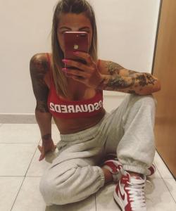 642749895: Chica busca chico en Málaga