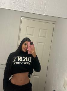 671465917: Chica busca chico en Lérida