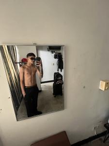 656804104: Chico busca chica en Toledo