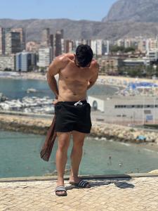 717190769: Chico busca chica en Valencia