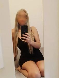 643742924: Chica busca chico en Barcelona