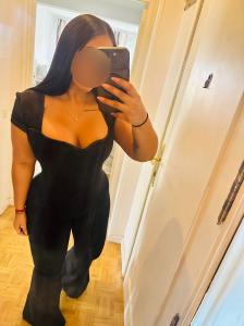 668525081: Chica busca chico en Madrid