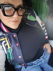 697249852: Chica busca chico en Pontevedra