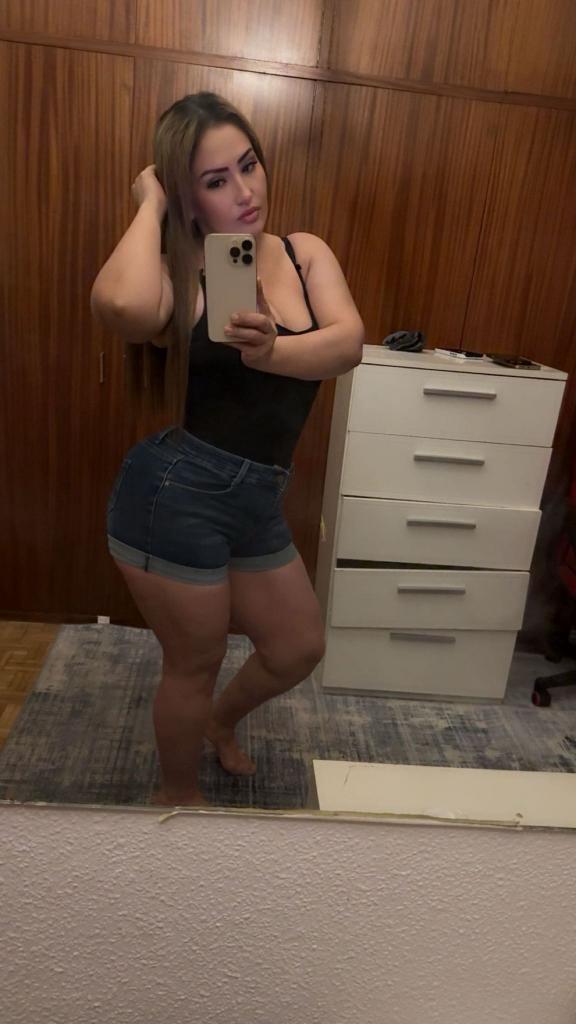 633176881: Chica busca chico en Burgos