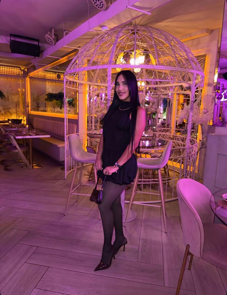 Chica busca chico en Madrid: Chica busca chico