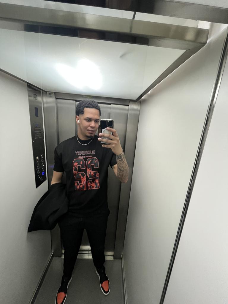 Chico busca chica en Madrid: 