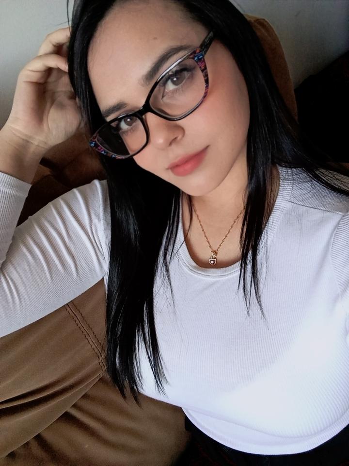 Chica busca chico en Granada: 