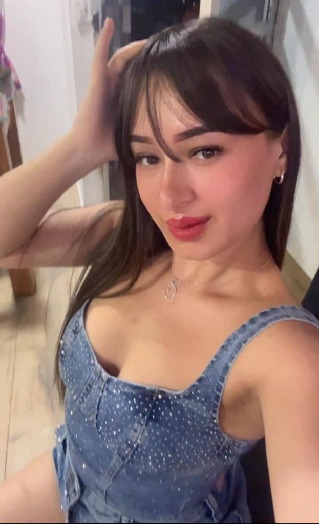 Chica busca chico en Valencia: Chica busca chico