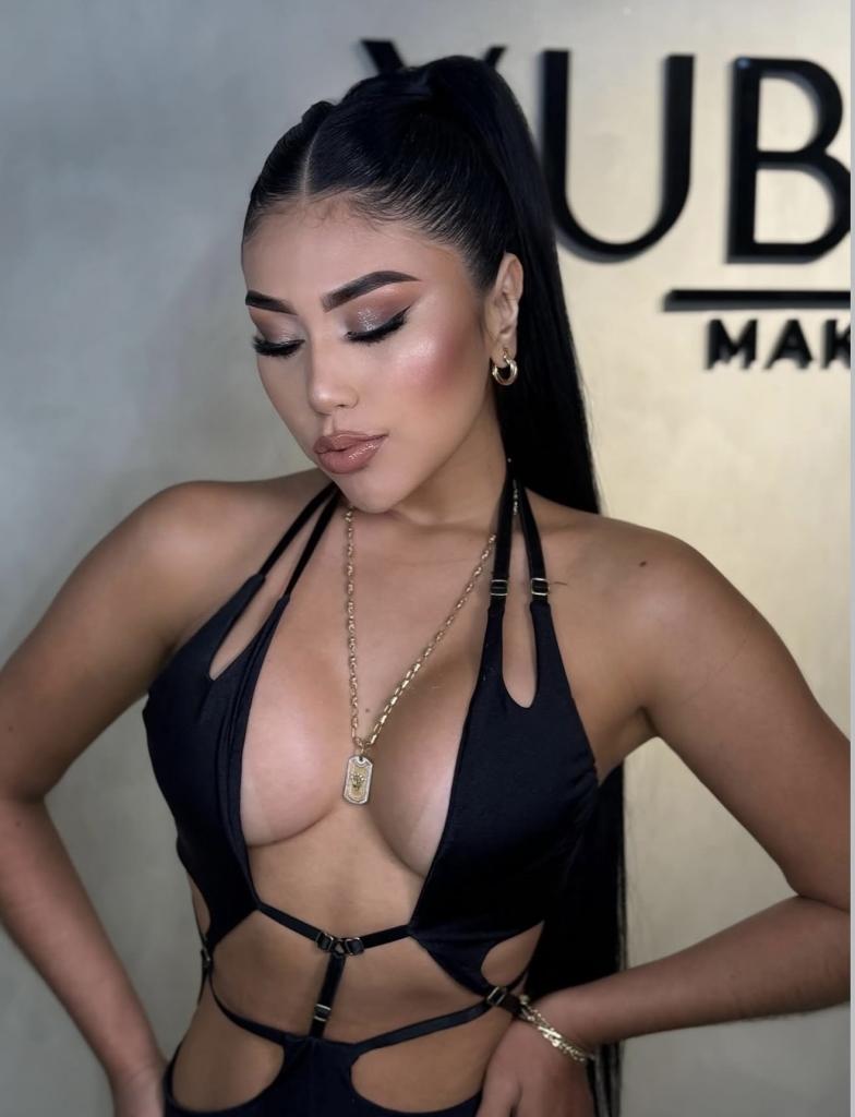 Chica busca chico en Asturias: 