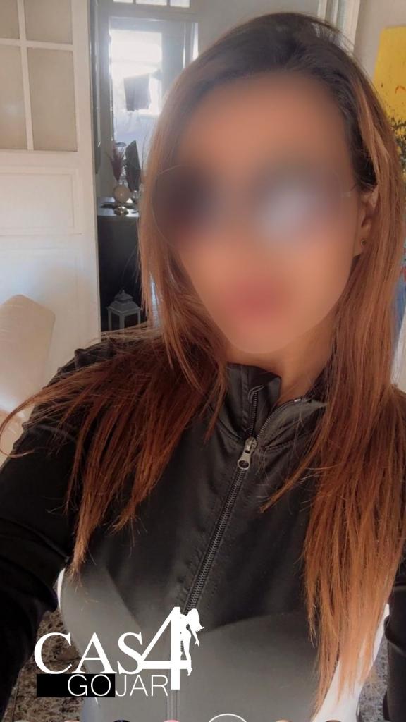 Chica busca chico en Granada: 
