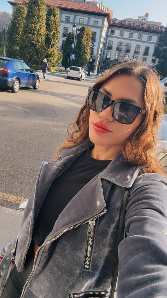 Chica busca chico en Asturias: 