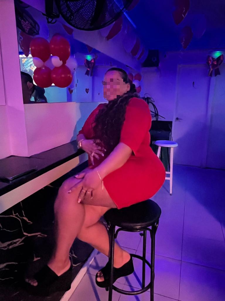 624507667: Chica busca chico en Barcelona