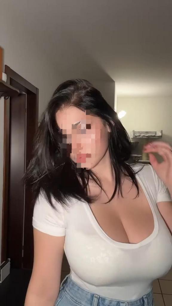 742089675: Chica busca chico en Huelva