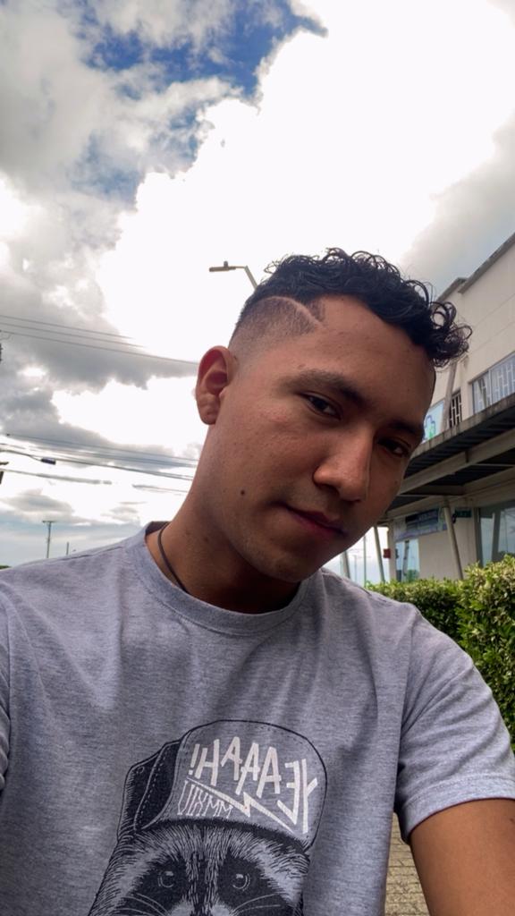 Chico busca chica en Barcelona: 