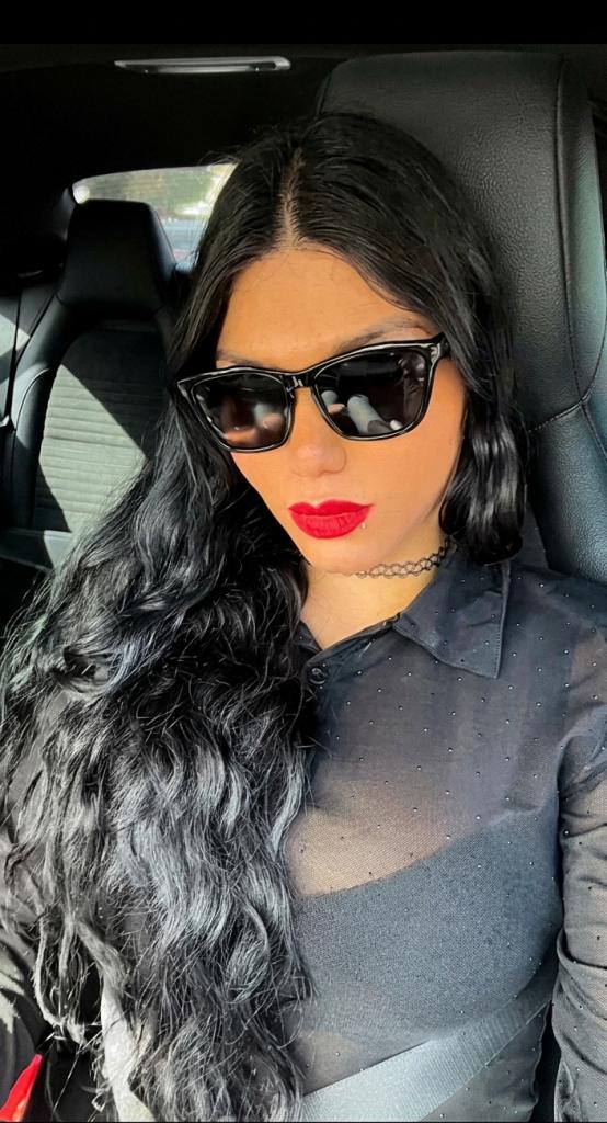 621487949: Travesti en La Coruña