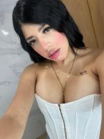 617746381: Chica busca chico en Madrid