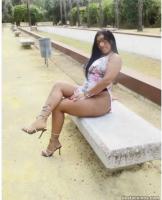 676917411: Chica busca chico en Cádiz