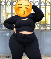 666456763: Chica busca chico en Barcelona