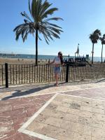 614786842: Chica busca chico en Málaga