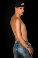 613586937: Chico busca chica en Alicante