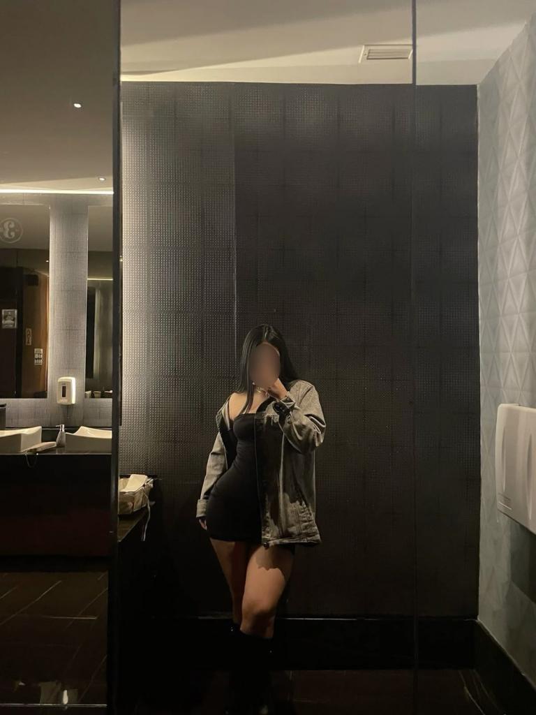 Chica busca chico en Tenerife: 