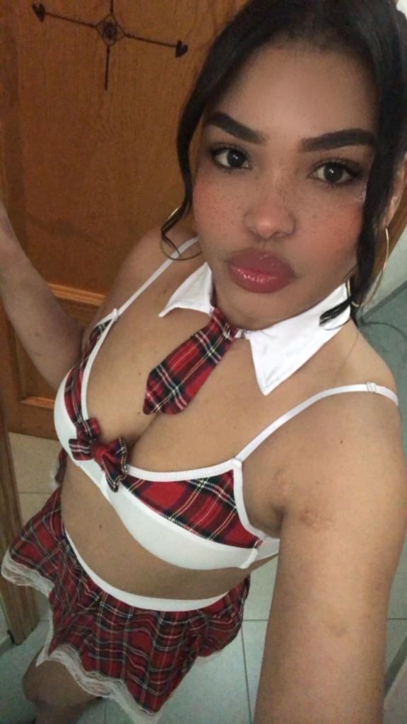 Chica busca chico en Almería: 