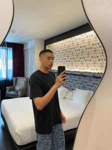 Chico busca chica en Madrid: 