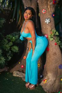 670653276: Chica busca chico en Ibiza