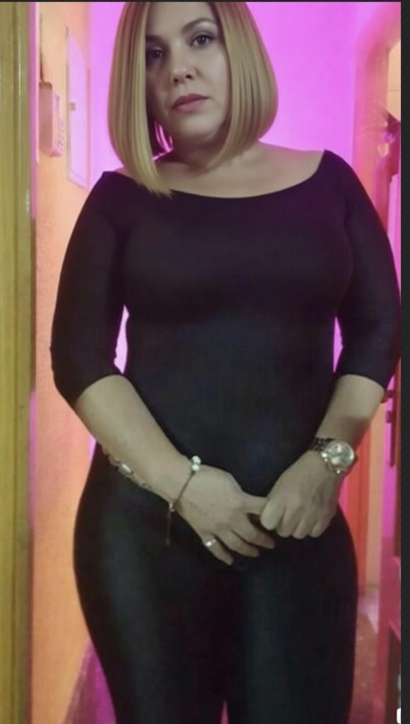 Chica busca chico en Granada: 