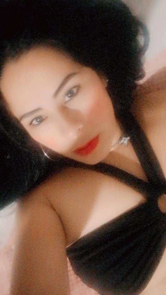 614812890: Chica busca chico en Madrid