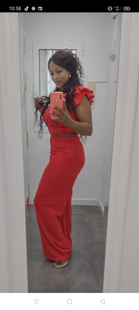 Chica busca chico en Almería: 