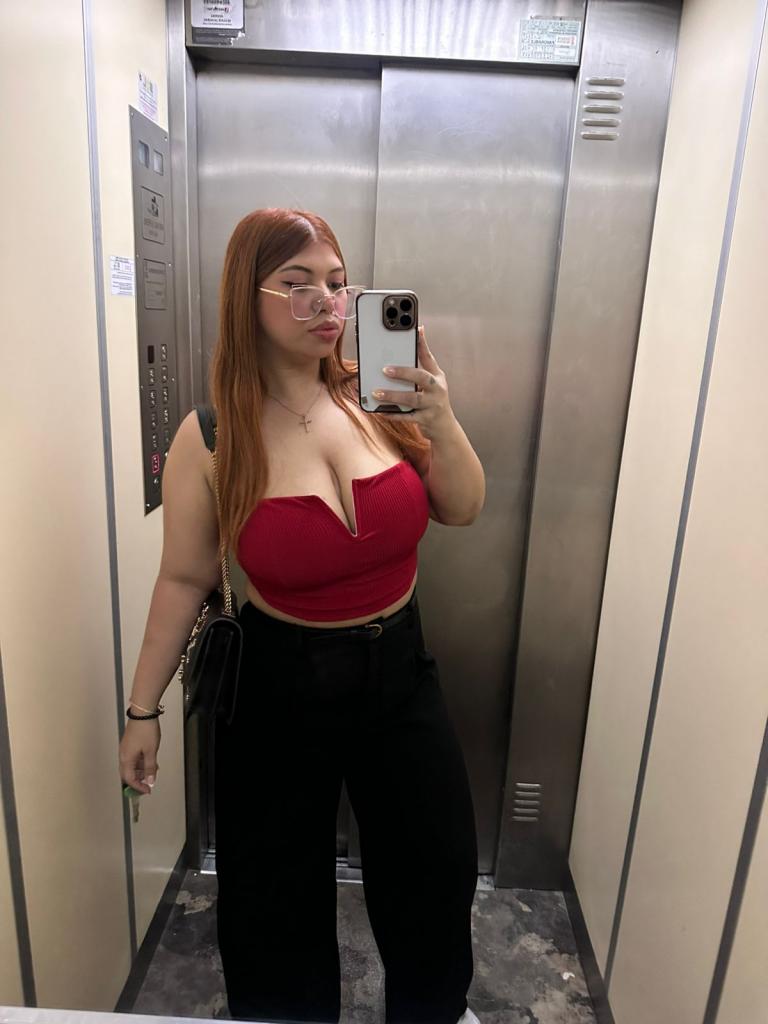 Chica busca chico en Barcelona: 