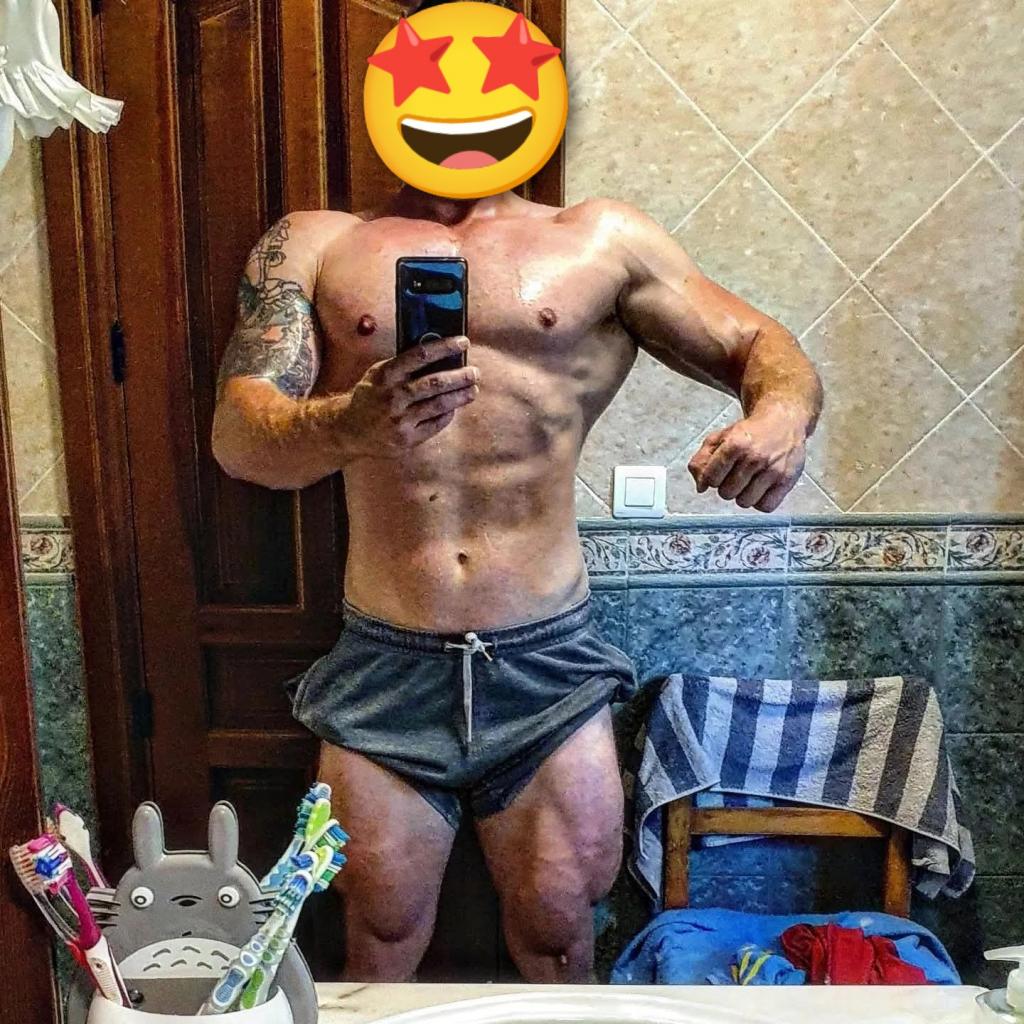 Chico busca chica en Málaga: 