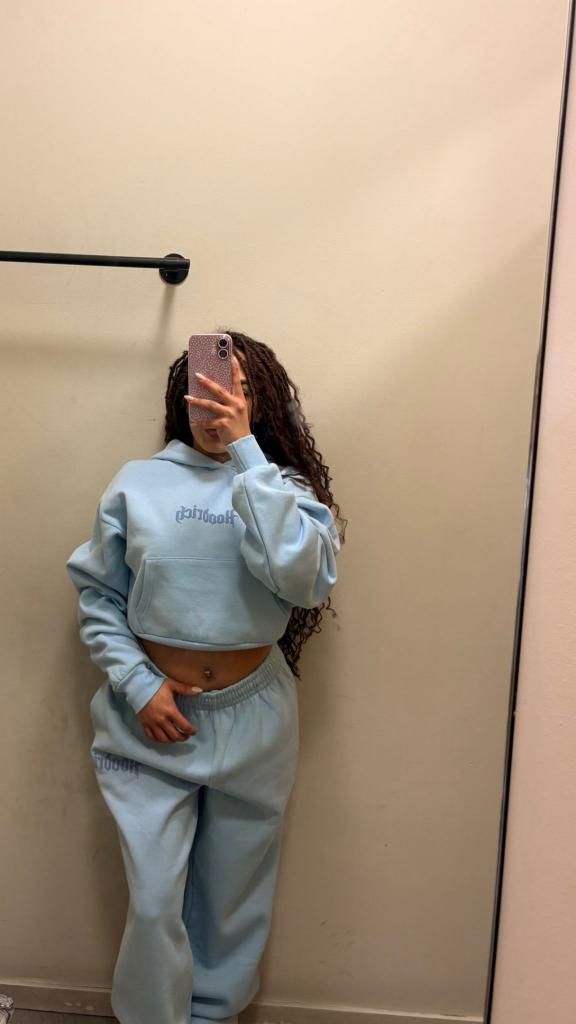 656499858: Chica busca chico en Ávila