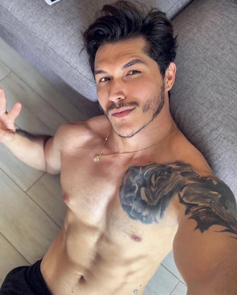 Chico busca chica en Pontevedra: 