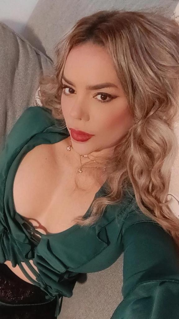 Chica busca chico en Tenerife: Chica busca chico