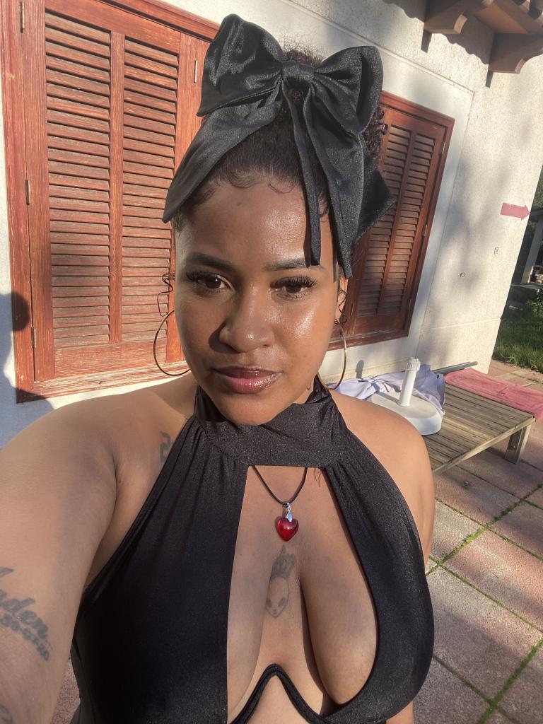 Chica busca chico en Mallorca: 