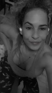 602521162: Chica busca chico en Sevilla