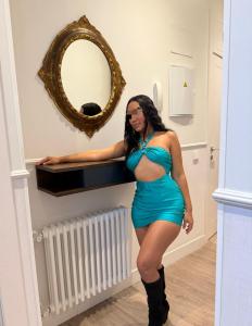 642654147: Chica busca chico en Madrid