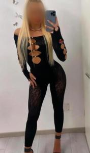 684763168: Chica busca chico en Sevilla