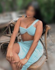 610829556: Chica busca chico en Barcelona