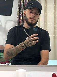 633548740: Chico busca chica en Málaga