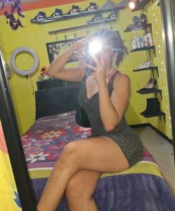 643708044: Chica busca chico en Lugo