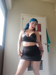 643977771: Chica busca chico en Madrid