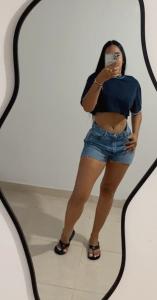 633662954: Chica busca chico en Navarra