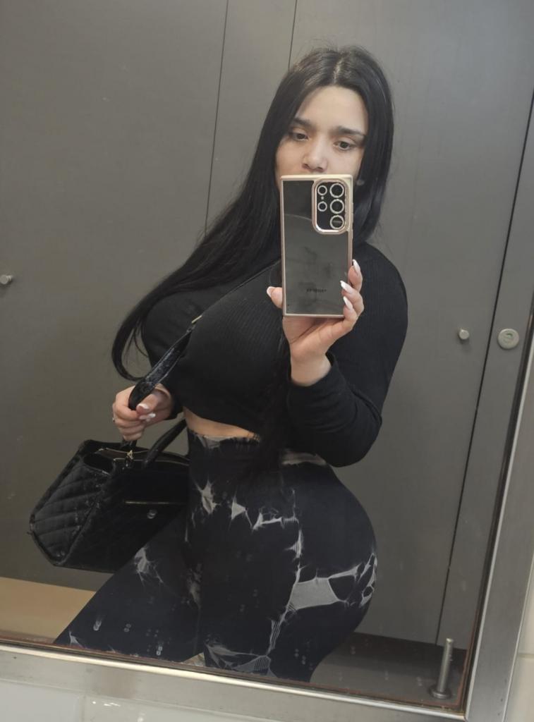 613553058: Chica busca chico en Alicante