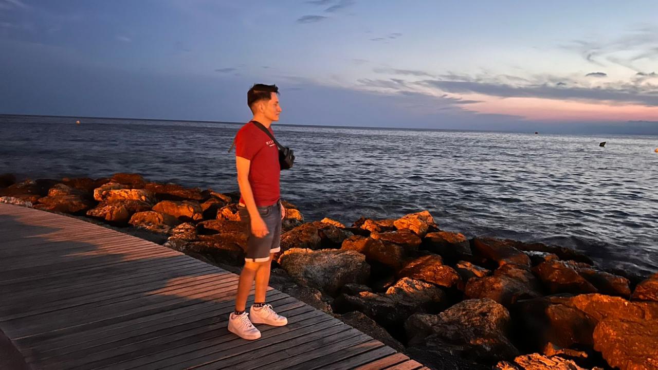 Chico busca chica en Barcelona: 