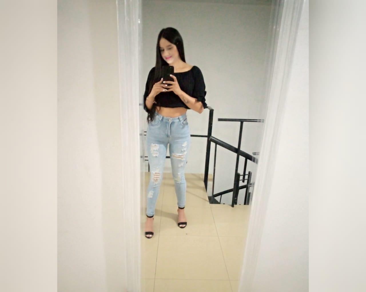 Chica busca chico en Tenerife: 