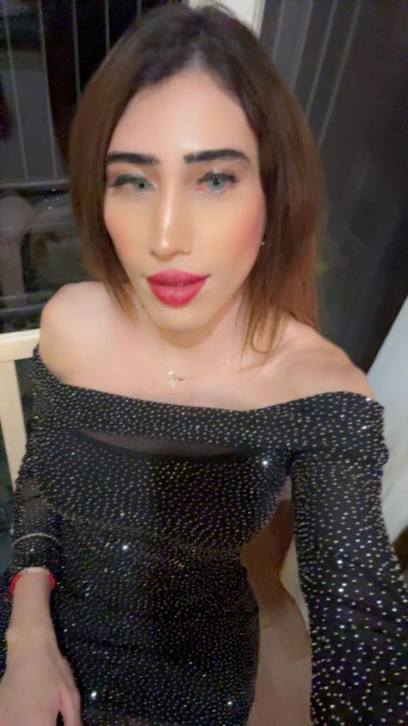 632127246: Travesti en León