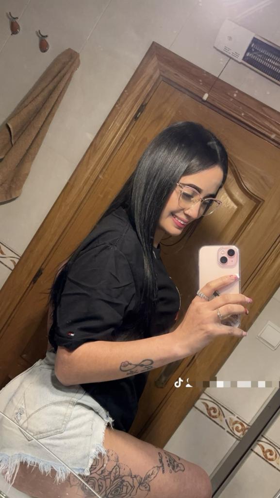 654285639: Chica busca chico en Zaragoza